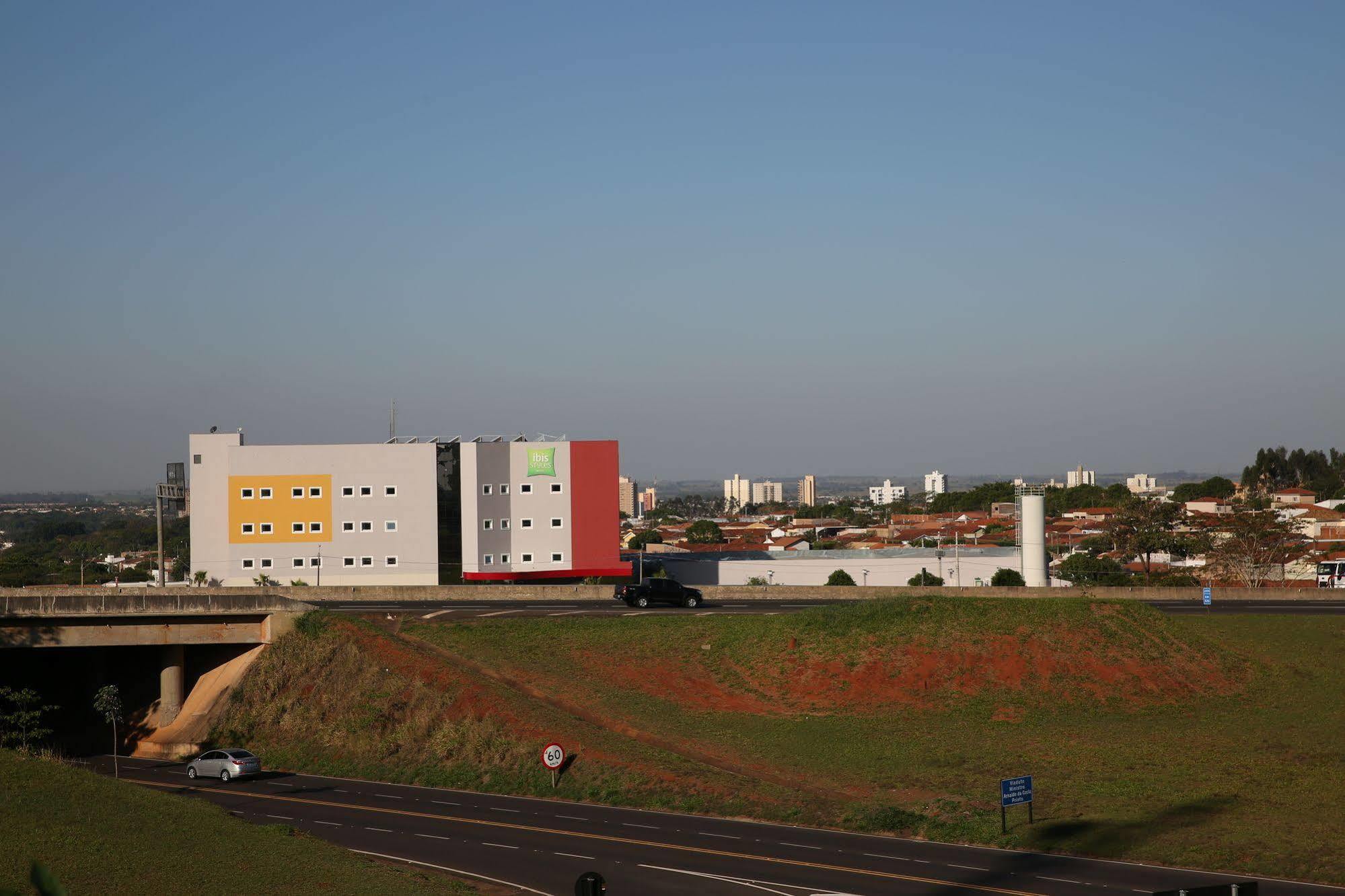 Ibis Styles Birigui Hotel Exterior photo